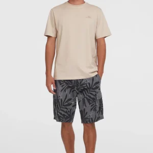 Short cargo Essentials | Black Dipped Leaves